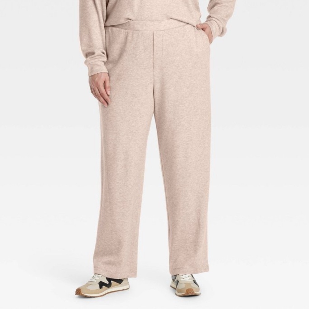 Universal Thread Leisure Studio Knit